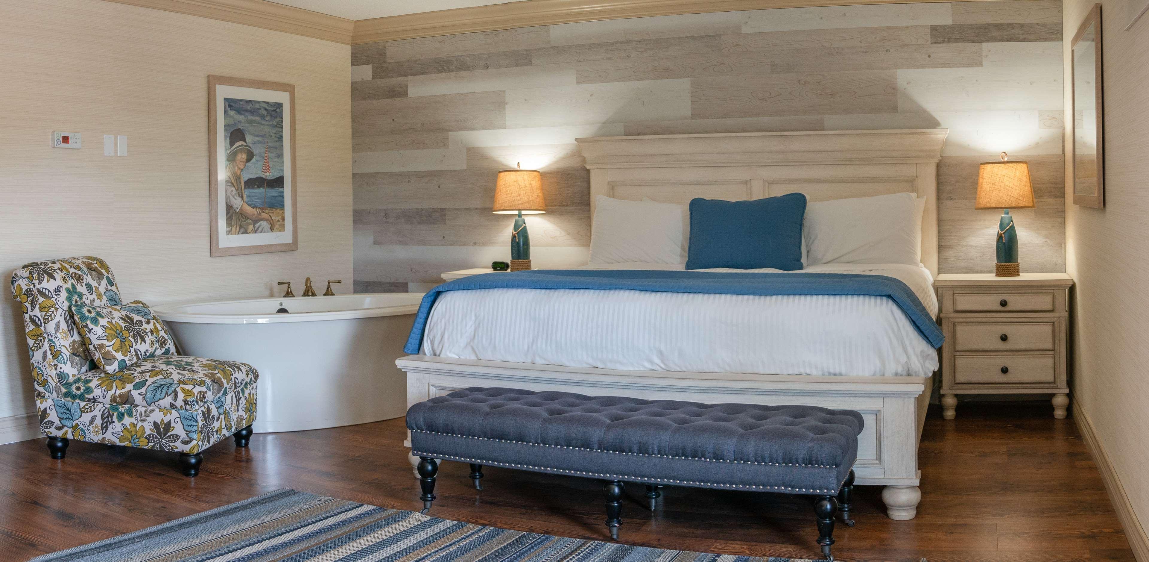 Prestige Beach House, Worldhotels Crafted Келоуна Номер фото