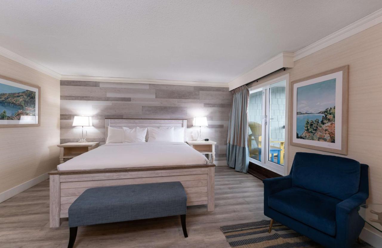 Prestige Beach House, Worldhotels Crafted Келоуна Екстер'єр фото