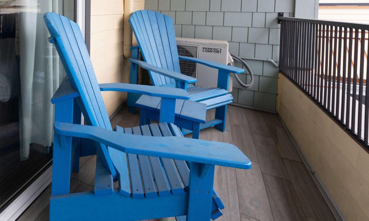 Prestige Beach House, Worldhotels Crafted Келоуна Екстер'єр фото