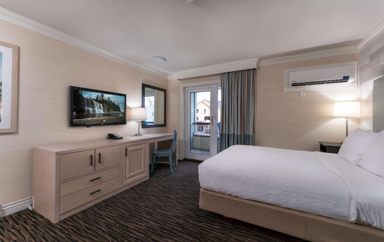 Prestige Beach House, Worldhotels Crafted Келоуна Екстер'єр фото