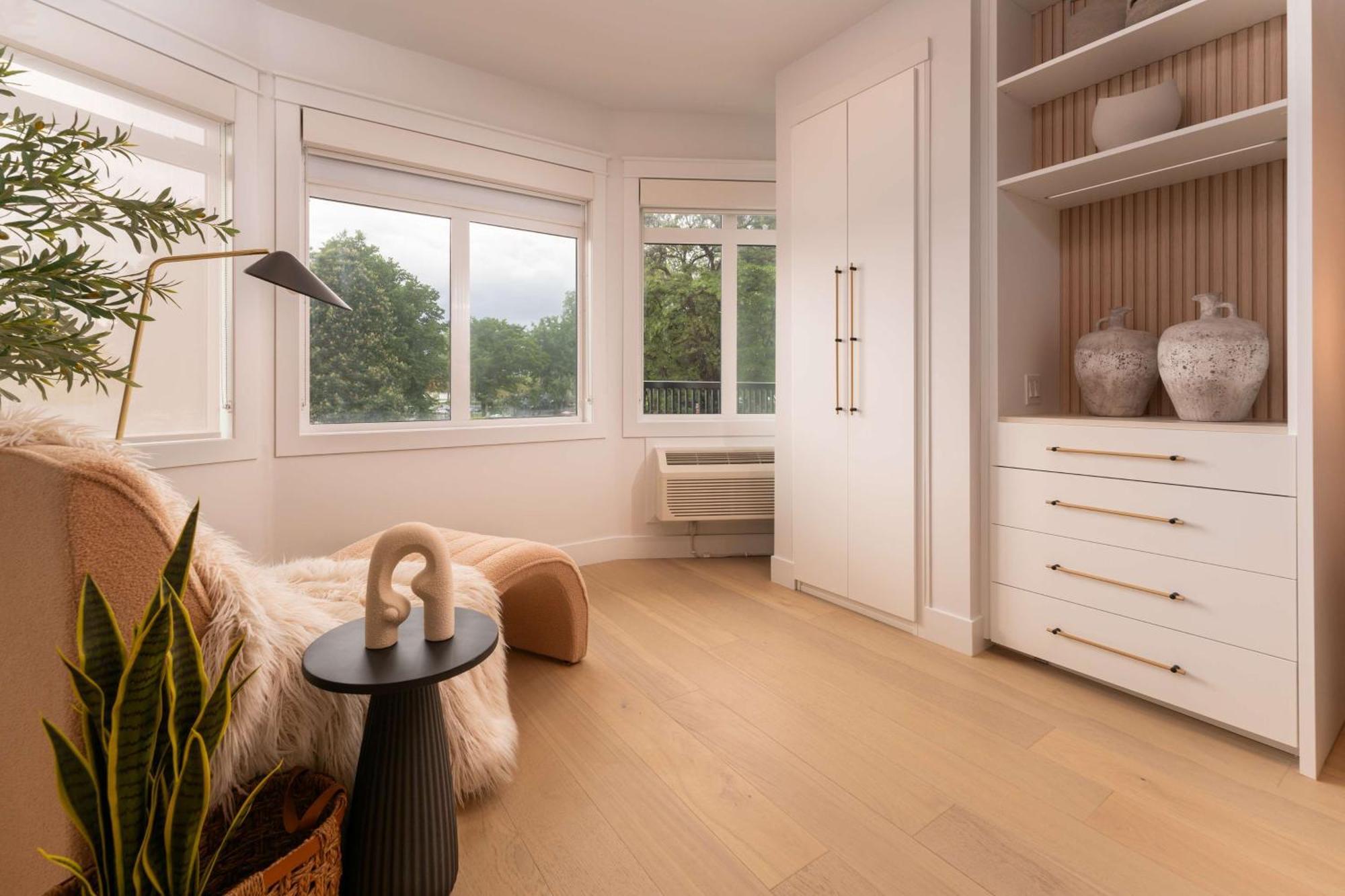 Prestige Beach House, Worldhotels Crafted Келоуна Екстер'єр фото