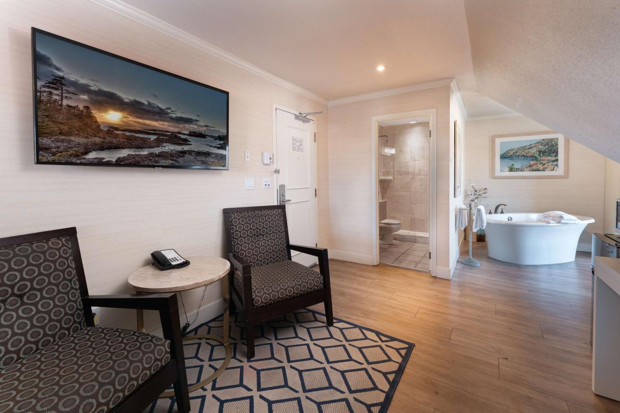 Prestige Beach House, Worldhotels Crafted Келоуна Екстер'єр фото