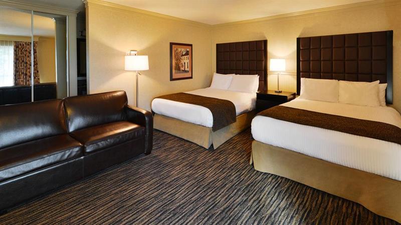 Prestige Beach House, Worldhotels Crafted Келоуна Екстер'єр фото